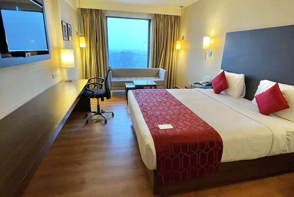 Hotel Ramada By Wyndham Jaipur North Habitación foto