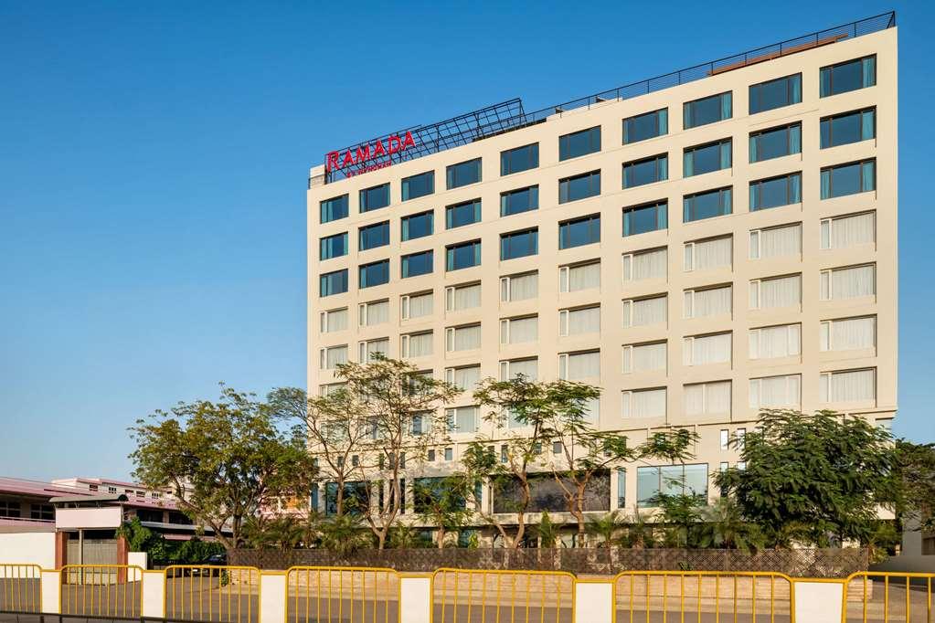 Hotel Ramada By Wyndham Jaipur North Exterior foto